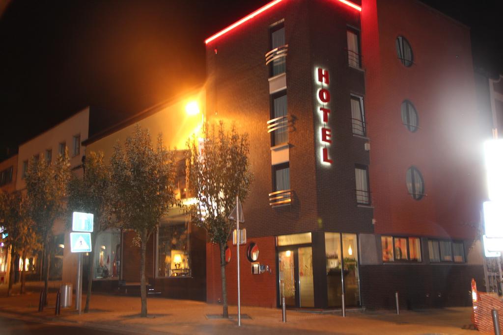Hotel La Louve La Louviere Exterior photo